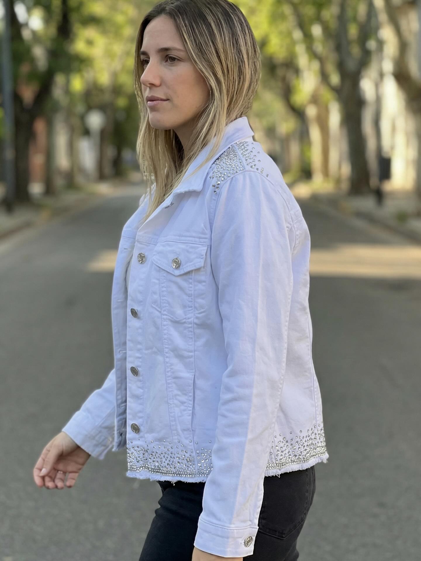 Campera blanca casual